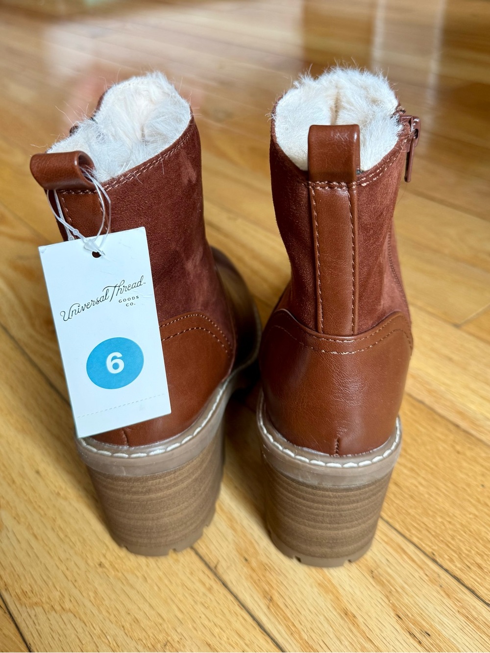 Women's Brown Faux-Fur Lined Ankle Boots- NWT, size 6 - Picture 3 of 4